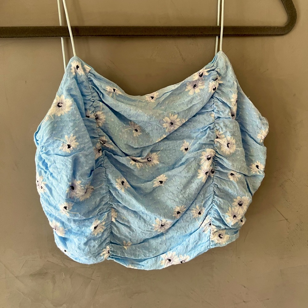 pacsun blue flower crop top